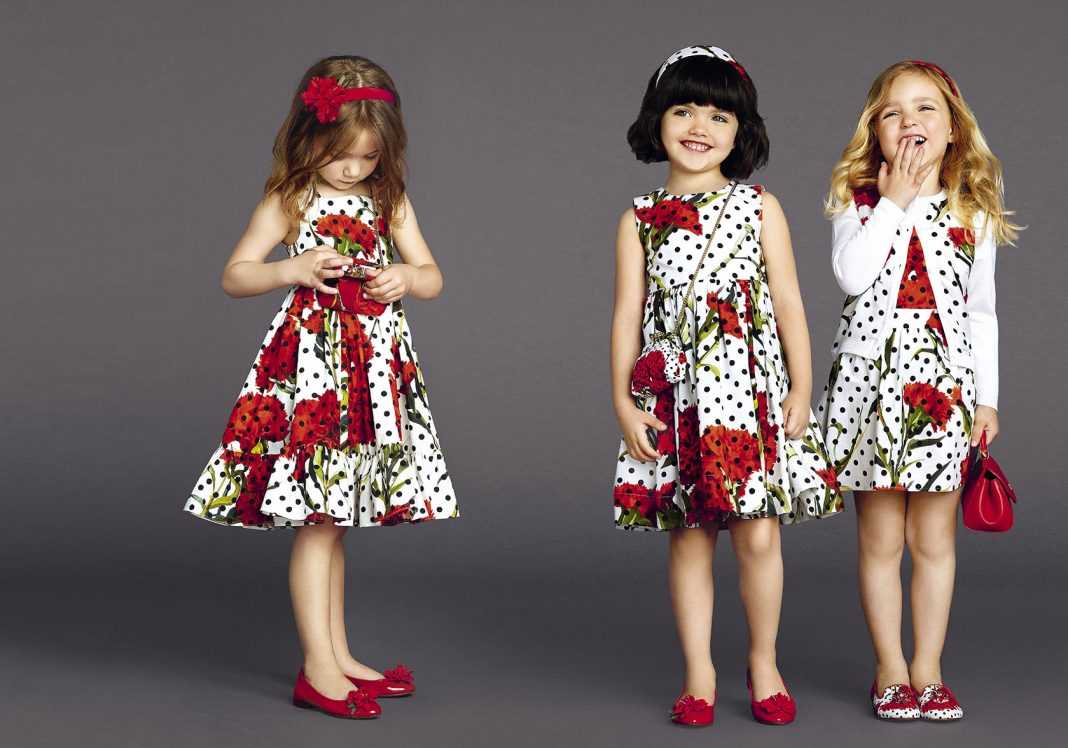 Детская мода 2022: обзор, фото. что одеть девочке и мальчику весной, летом, осенью, как одеться в школу, что надеть на праздник в 2022 году?