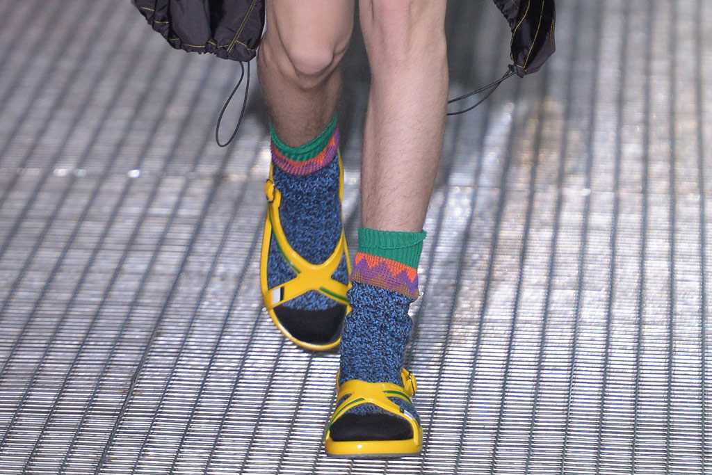 Туфли с носками - все еще табу или ультрамодный тренд? - luxxy