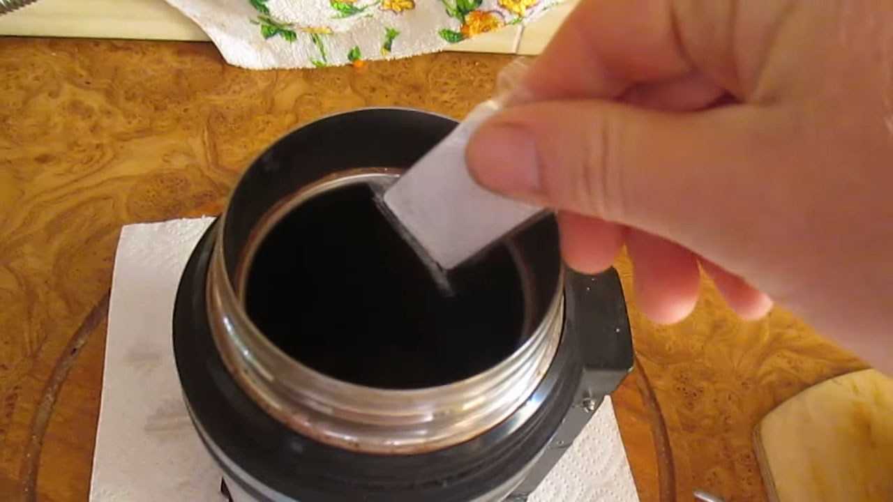 Как без лишних проблем почистить от чайного или кофейного налета внутри термоса?