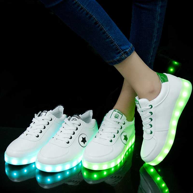 Кроссовки со светящейся подошвой: как выбрать, с чем носить, как заряжать led-обувь