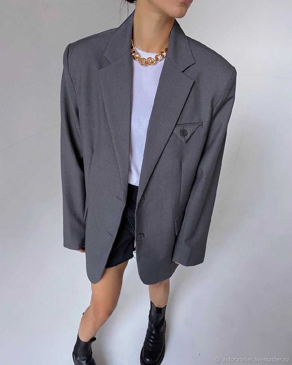 Модный удлиненный пиджак