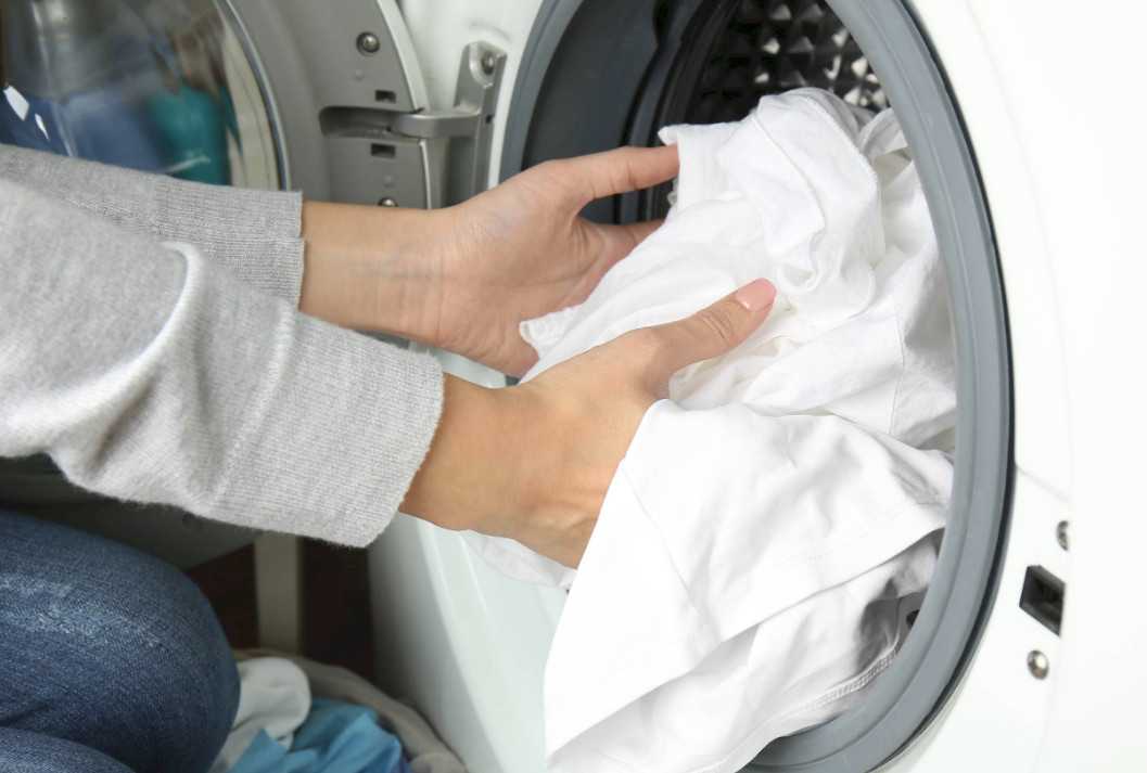 Как стирать полиэстер в стиральной машине: при какой температуре, режим