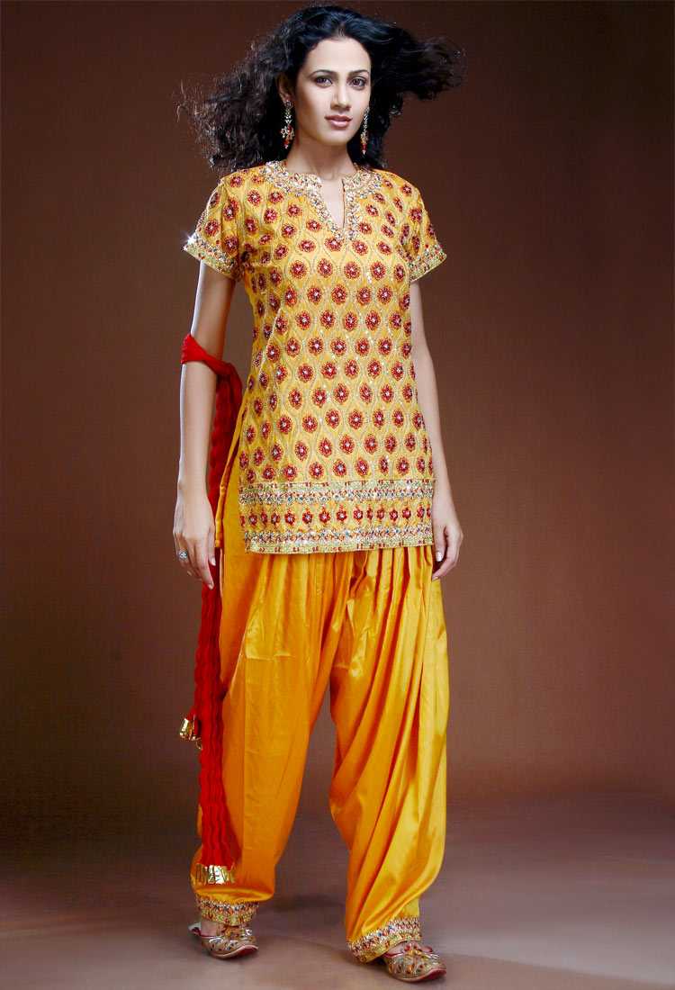 Индийская одежда название