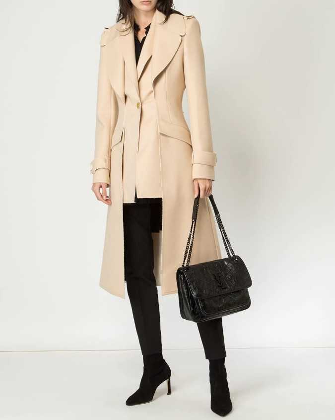 Какое пальто подойдёт полной невысокой девушке: советы стилистов