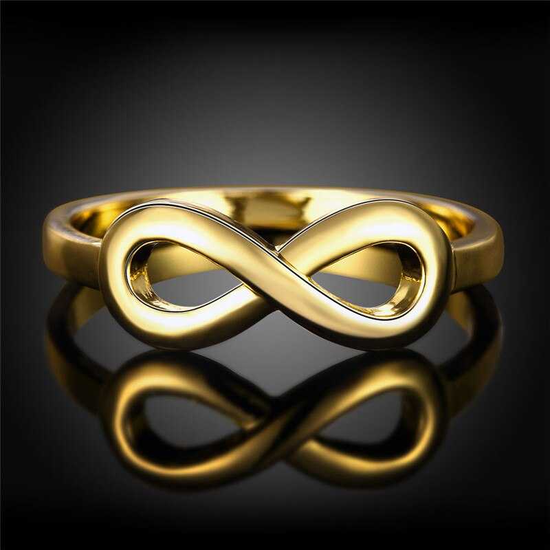 Кольцо со знаком бесконечности: что означает и какими свойствами обладает древний талисман
