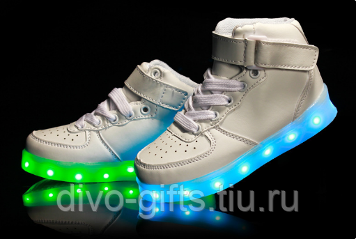 Светящиеся кроссовки для девочек (50 фото)