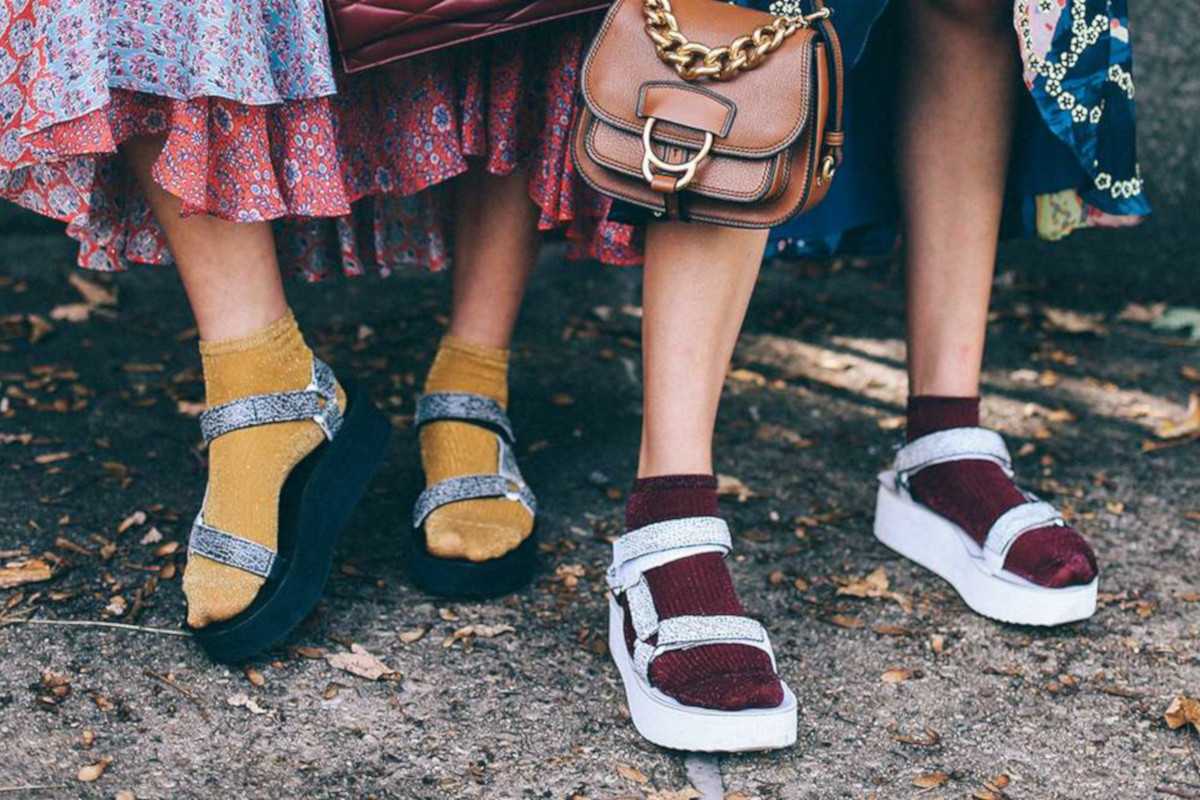 ᐉ можно ли мужчинам носить сандалии с носками - mariya-mironova.ru