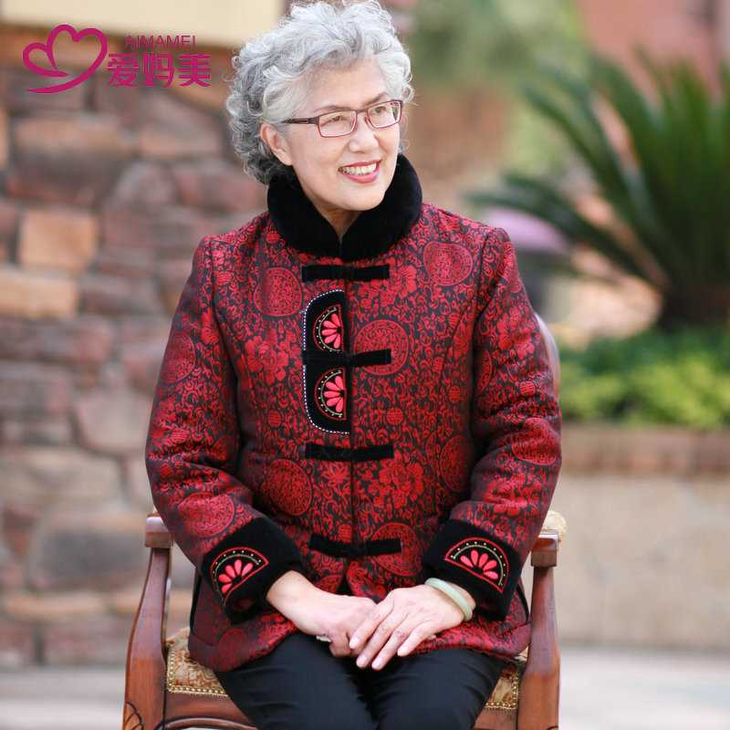Как одеваться в 60 лет - советы стилистов бабушкам.