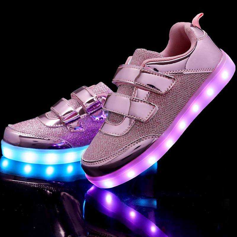 Светящиеся кроссовки — популярные бренды, способы ухода и подзарядки светящихся кроссовок